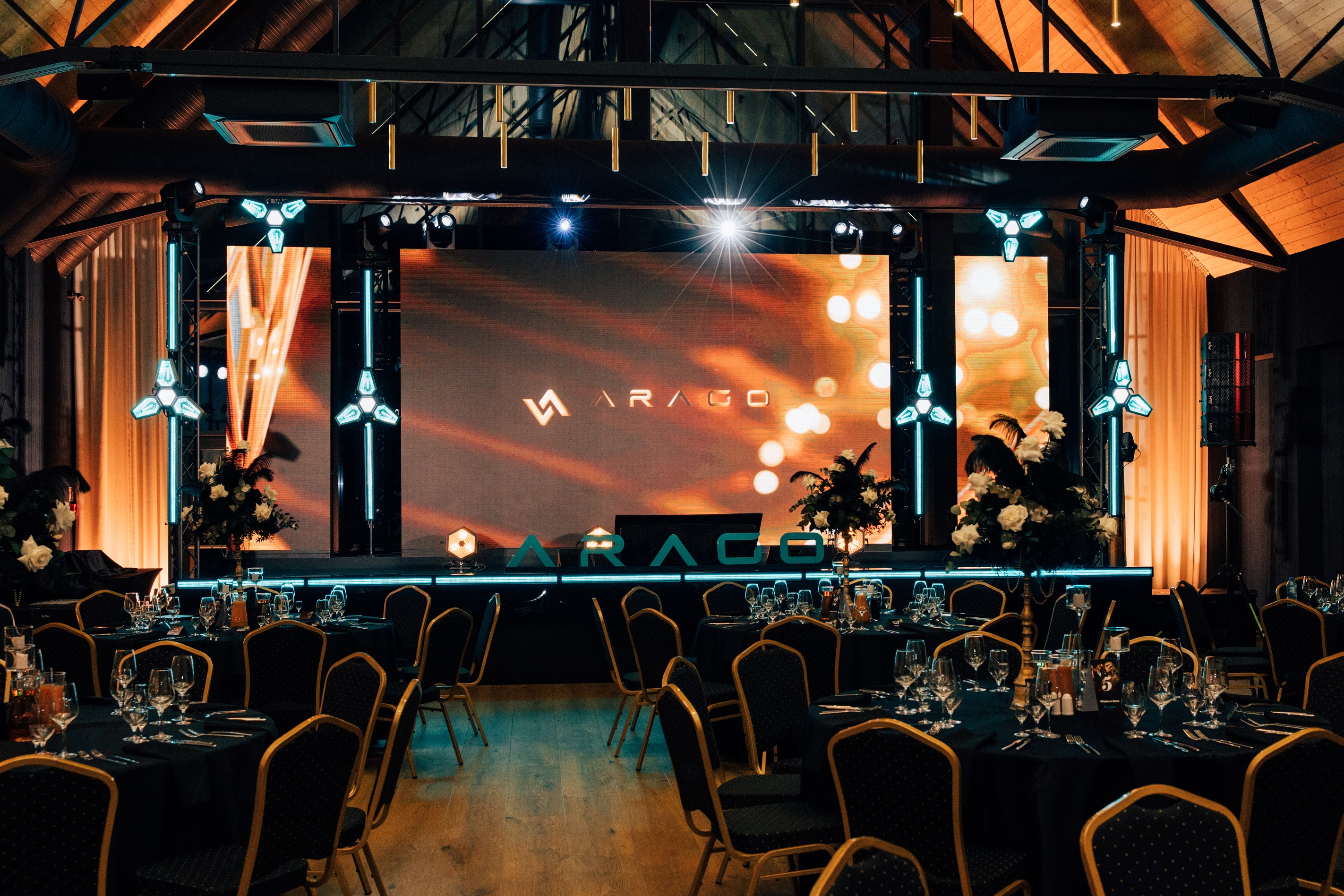 Ekran diodiwy konferencja technika sceniczna 