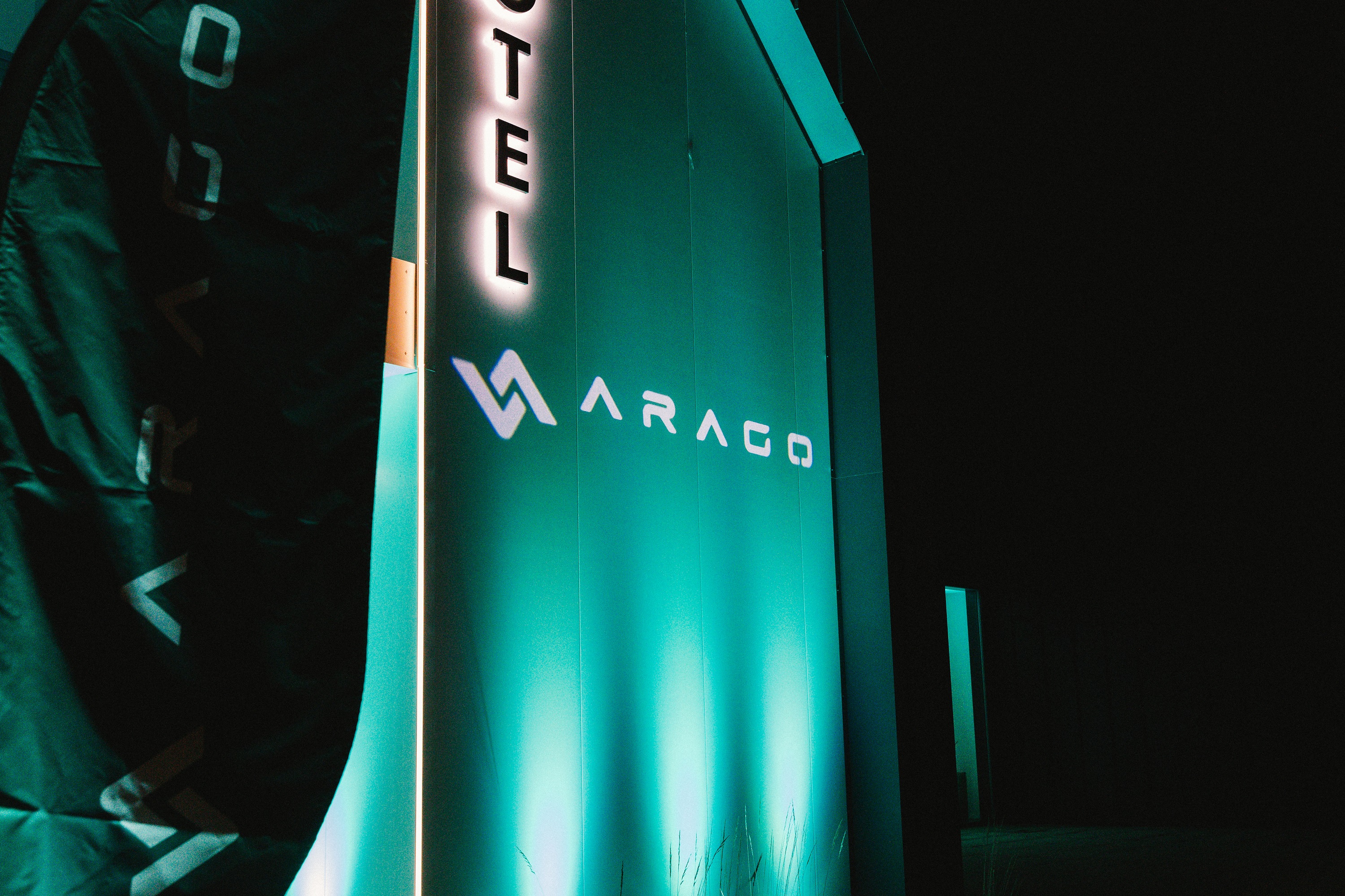 Event firmówka bankiet oświetlenie architektoniczne logo